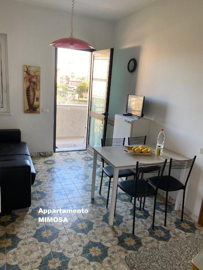 Aparthotel I Fiori Di Pietra à Pietra Ligure Extérieur photo